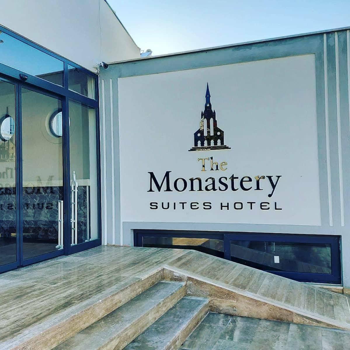 Monastery Suites Hotel (Adults Only) 厄吕代尼兹 外观 照片